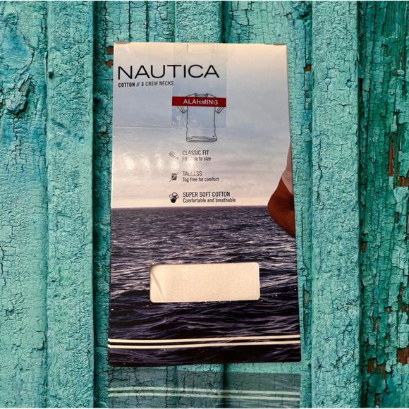 Nautica 3 Pack Crew Neck T-shirts, White Classic Fit Cotton, size XL - Picture 2 of 4